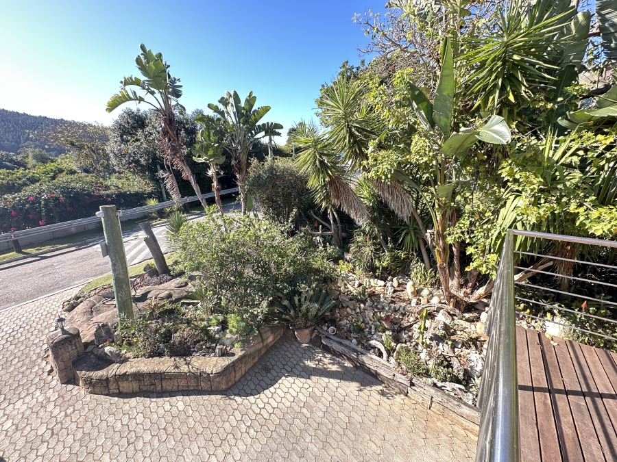 4 Bedroom Property for Sale in Sedgefield Central Western Cape